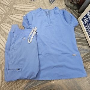 Hospital Blue Figs Scrub Set